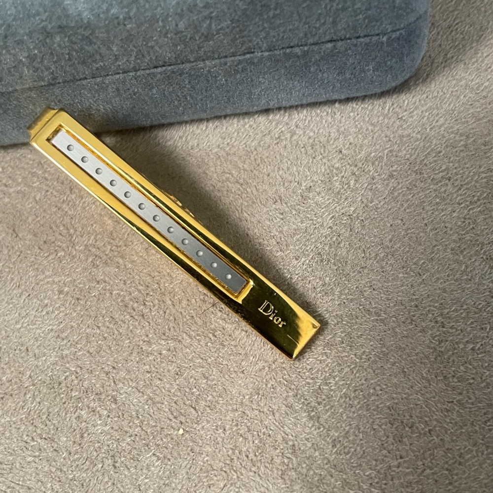 CHRISTIAN DIOR *Rare* 1990’s Vintage Two Toned Tie Clip / Scarf Clip - Picture 5 of 7